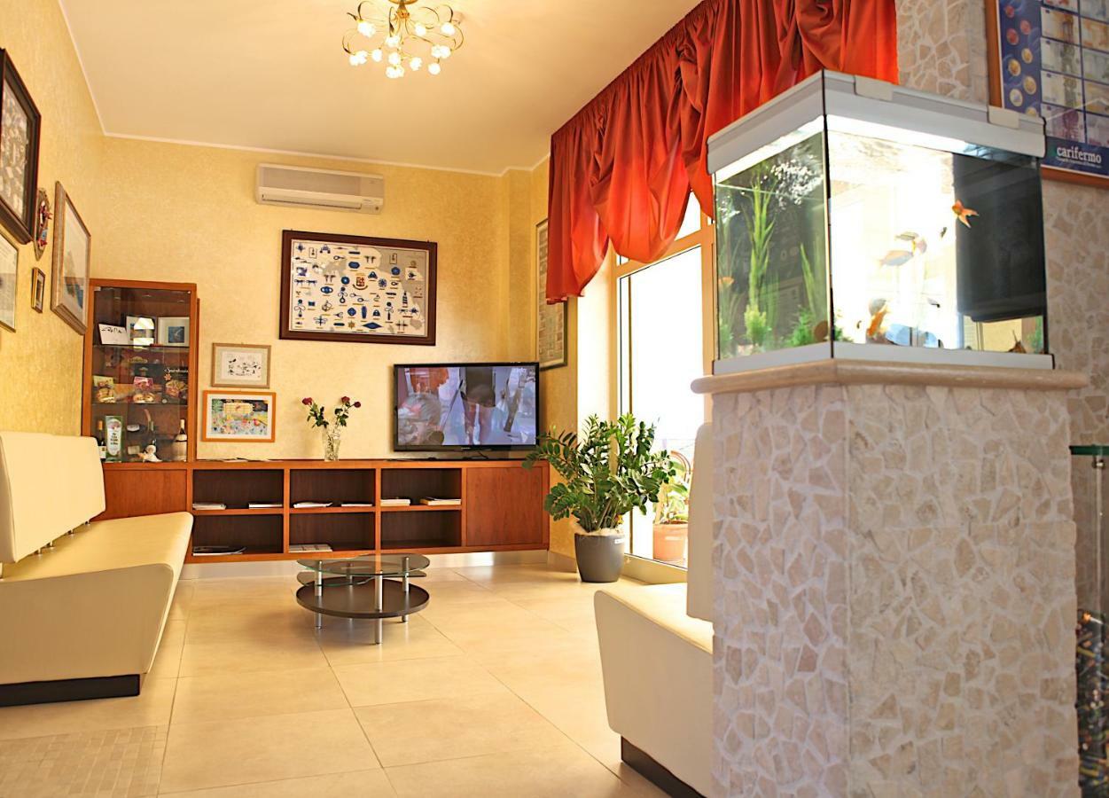 Hotel Cristal Cupra Marittima Dış mekan fotoğraf